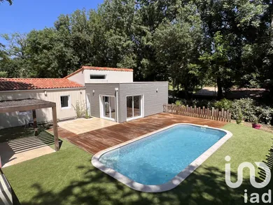 Maison à Exireuil (79400)