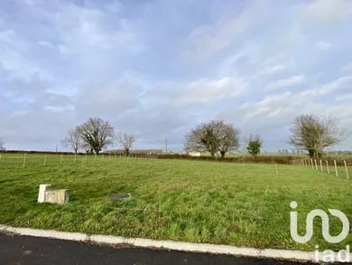 Terrain à bâtir à Loge-Fougereuse (85120)