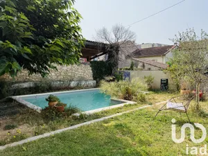 House at Pertuis (84120)