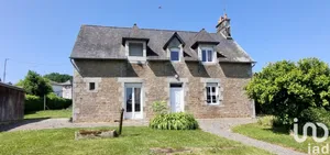 Village house at Pontmain (53220)