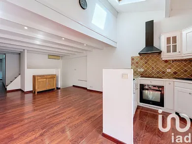 Apartment in Trans-en-Provence (83720)