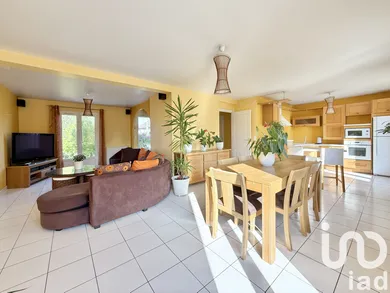 Maison traditionnelle à Vigneux-sur-Seine (91270)