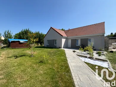 House at Dammarie-les-Lys (77190)