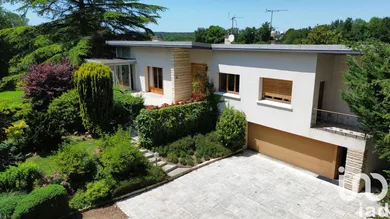 Maison d'architecte à Beaulon (03230)