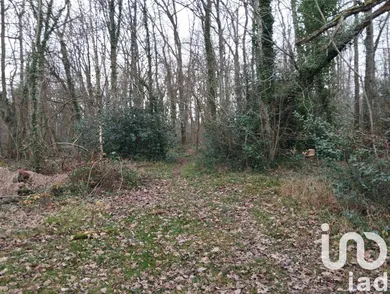 Terrain à bâtir à Vézilly (02130)