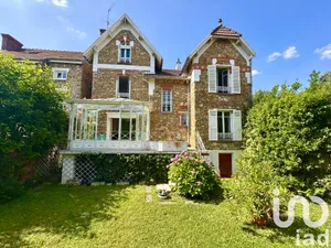 Demeure à Bourg-la-Reine (92340)