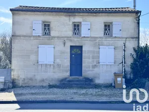 House at La Rivière (33126)