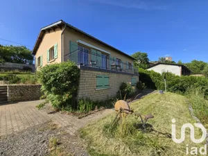 Maison à Montaigut-le-Blanc (63320)
