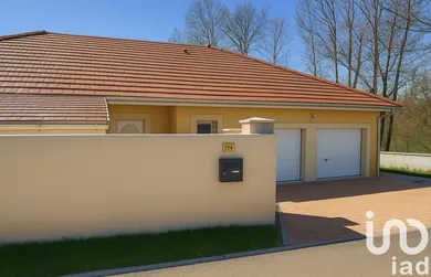 House at Commelle (38260)