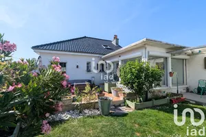 Pavillon à Éleu-dit-Leauwette (62300)