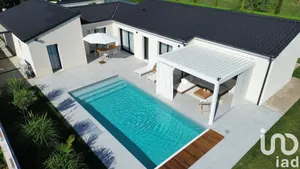 Maison à Poitiers (86000)