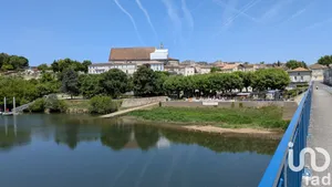 Maison de ville à Guîtres (33230)
