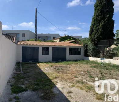 Building plot at Istres (13800)