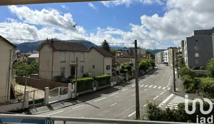Apartment at Grenoble (38100)