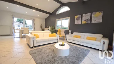House at Villenave-d'Ornon (33140)