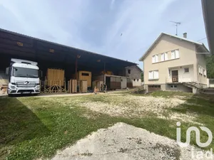 House at Montmorency-Beaufort (10330)