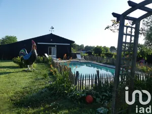 House at illats (33720)