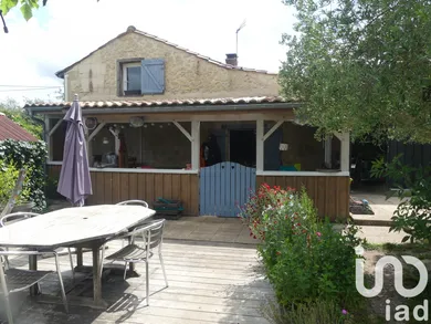 House in illats (33720)