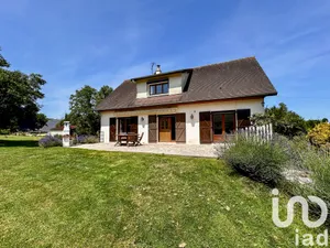 House at Brionne (27800)