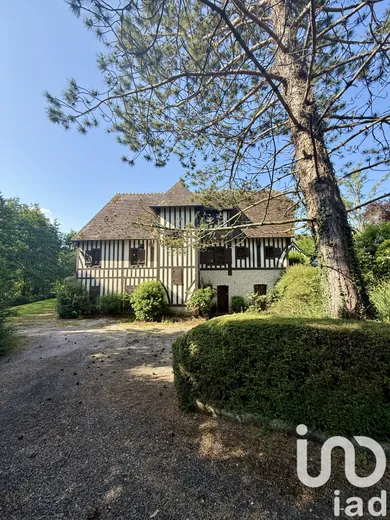 Manor at Livarot-Pays-d'Auge (14140)