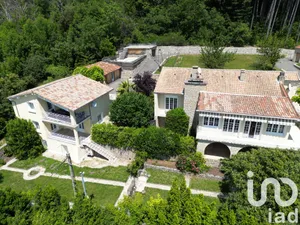 Maison à Meyras (07380)