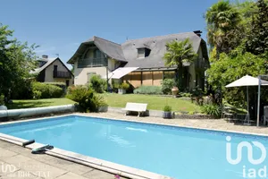 Park home at Laloubère (65310)
