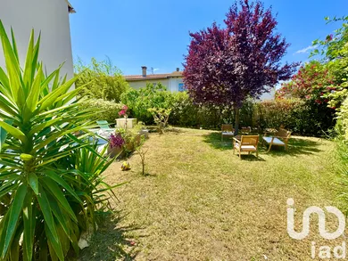 Traditional house at Nîmes (30000)