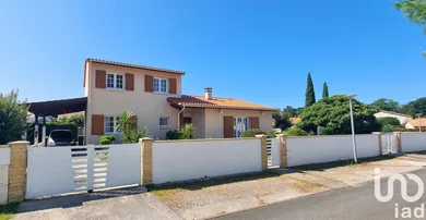 Maison traditionnelle à Cadaujac (33140)