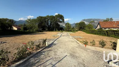 Terrain à bâtir à Noyarey (38360)
