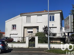 House at ROCHEFORT  (17300)