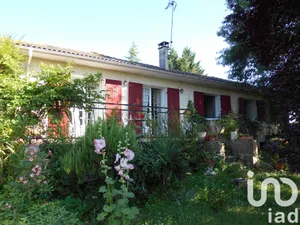 Traditional house at Noaillac (33190)