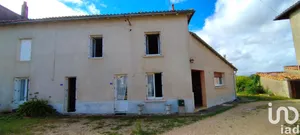 House at Bignoux (86800)