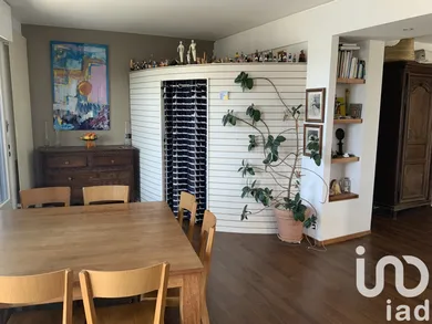 Apartment in Royan (17200)