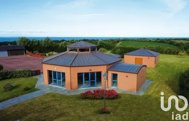 House at Surtainville (50270)