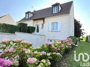 House at Noyon (60400)