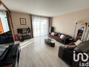Appartement à Vaux-le-Pénil (77000)