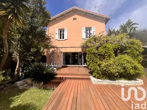 Maison à Hyères (83400)