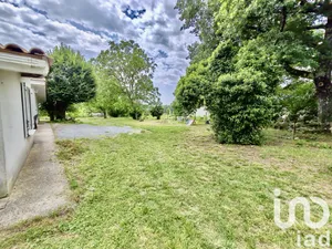 House at Bellefond (33760)
