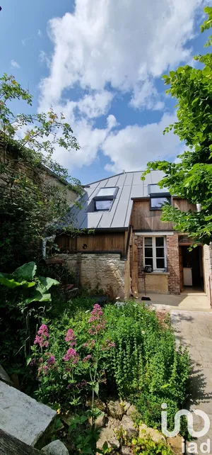 Maison de village à Villon (89740)