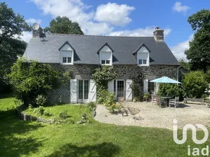 House at Le Mené (22330)