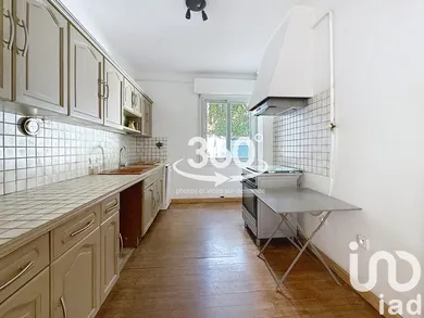 Apartment in Toulon (83000)
