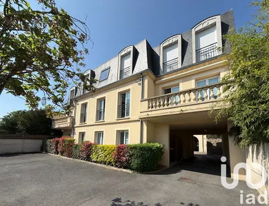 Apartment at Lamorlaye (60260)