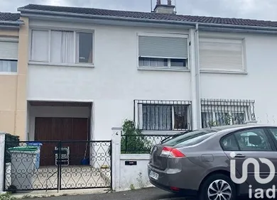 Townhouse at Aulnay-sous-Bois (93600)