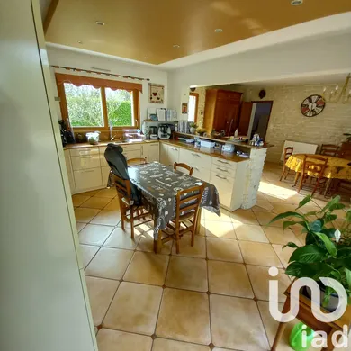 Mansion in La Chapelle-sur-Erdre (44240)