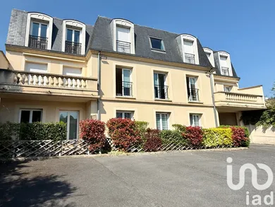 Apartment at Lamorlaye (60260)