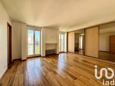 Apartment at Lamorlaye (60260) — 7/10