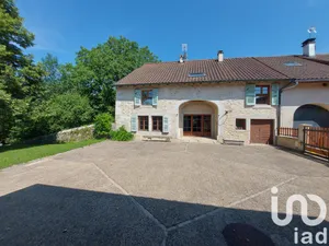Maison de village à Arinthod (39240)