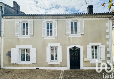 Maison à Neuvic (24190)