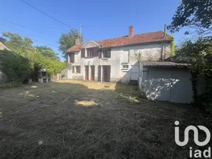 Grange à La Neuville-sur-Essonne (45390)