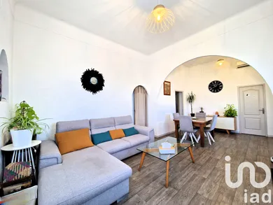 House at Châteaurenard (13160)